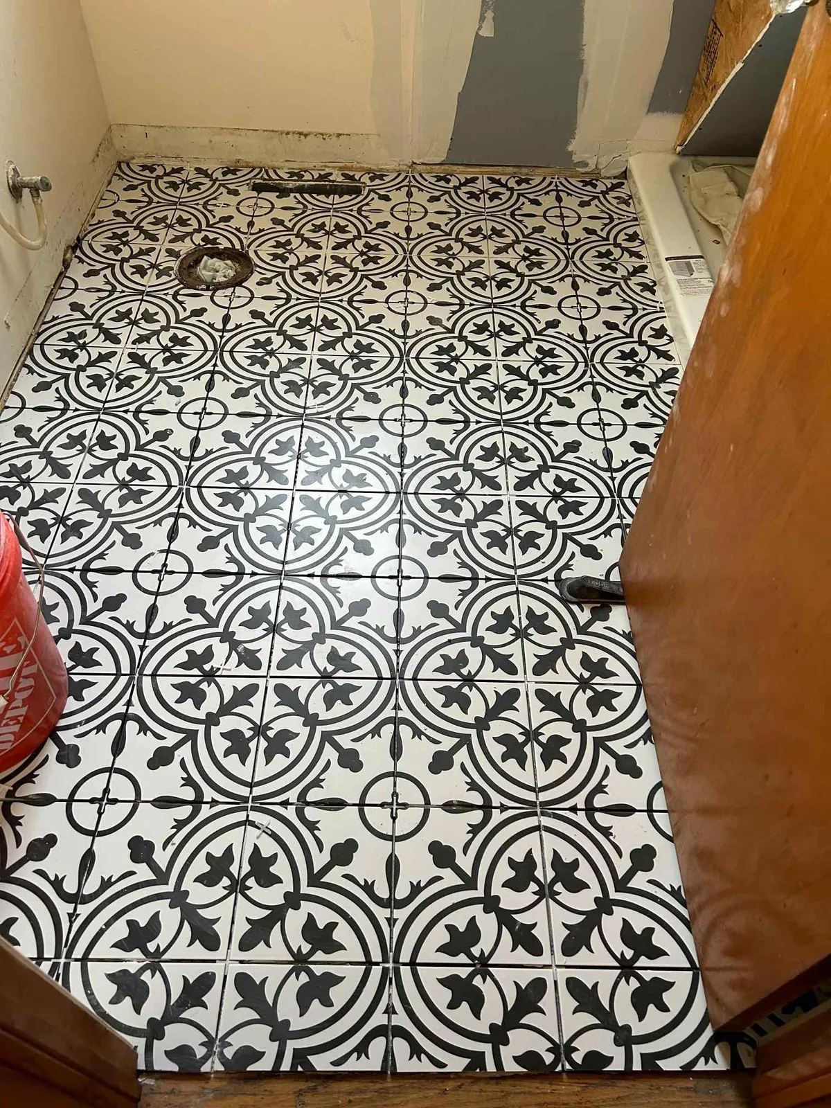 Tile flooring installation in a Chicago home